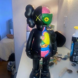 - MEDICOM KAWS DOLL COLLECTIBLE